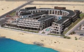 Viajes Geranios Suites + Surf Fuerteventura  4-5 hora / dia