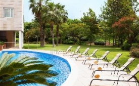 Viajes Novotel Barcelona Cornellà + Zoo de Barcelona