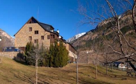 Viajes Escuela de Montaña de Benasque + Forfait  Cerler