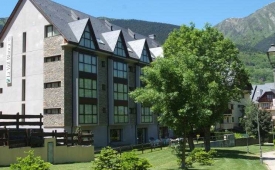 Viajes Apartamentos La Vall Blanca Viella + Forfait  Baqueira