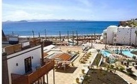 Viajes Dream Gran Castillo Resort + Kitesurf en Playa Blanca  3 hora / dia