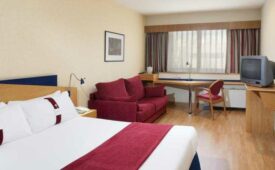 Viajes Holiday Inn Express Tres Cantos