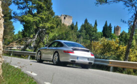 Ruta de 60 km con Porsche Carrera por el Parque Natural de Montserrat y visita al monasterio