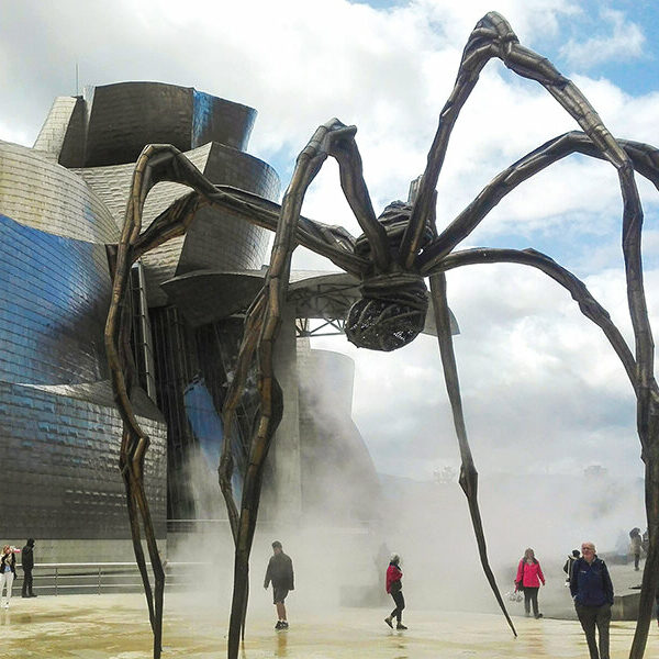 Entrada al Museo Guggenheim Bilbao y ruta guiada por la costa vasca