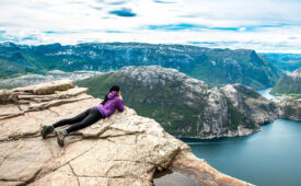 Aventura en Noruega: 2 noches con desayuno y escapada a Stavanger y Preikestolen