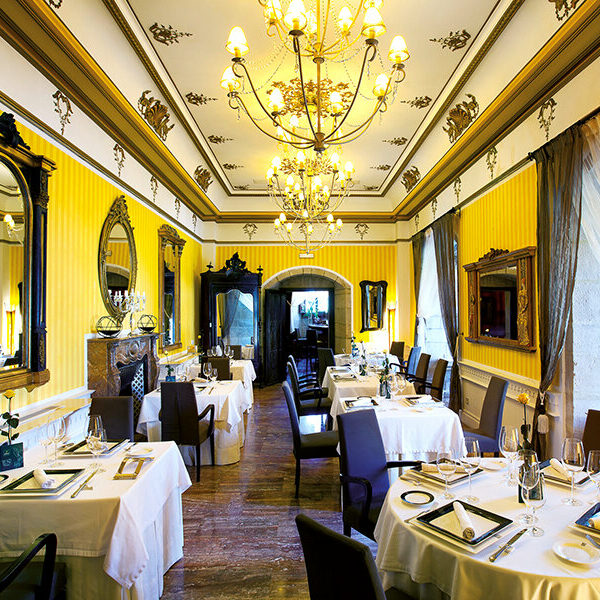 Abba Palacio de Soñanes Hotel 4*: 1 noche con comida o cena en Cantabria