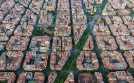 Bcn City Tour Panorámico: un vuelo compartido de 20-25 min para 2 personas