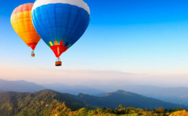 Antequera desde el cielo: 1 paseo en globo durante 1 hora con desayuno para 2 personas