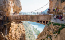 ¡Málaga emocionante!: 2 noches en hotel de 4* y entrada al Caminito del Rey con guía