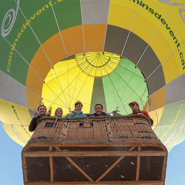 ¡Lleida desde el cielo! 1 vuelo en globo de 1 hora para 2 personas