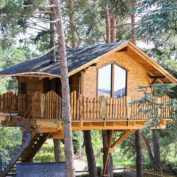 Xalet de Prades: 1 noche en casa en árbol con desayuno y spa