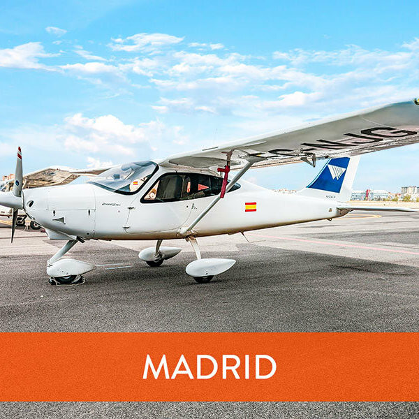 Piloto por un día en Madrid: 1 sesión pilotando una avioneta durante 30 minutos