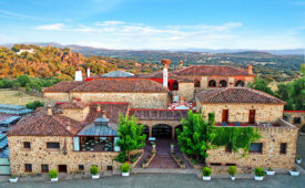 Hotel Monasterio de Rocamador: 2 noches con visita y cata en la bodega Las Encomiendas