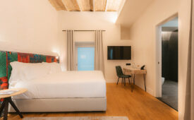 Sevilla a todo lujo: 1 noche con desayuno en Cavalta Boutique Hotel 5*GL