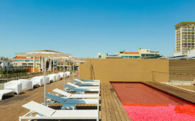 1 noche con desayuno para 2 personas en Lumen Hotel & The Lisbon Light Show 4*